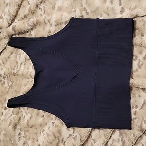 Lululemon Power Pivot sz 6